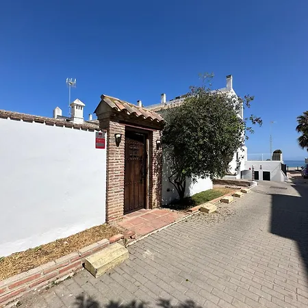 Marbella House 埃斯特波纳